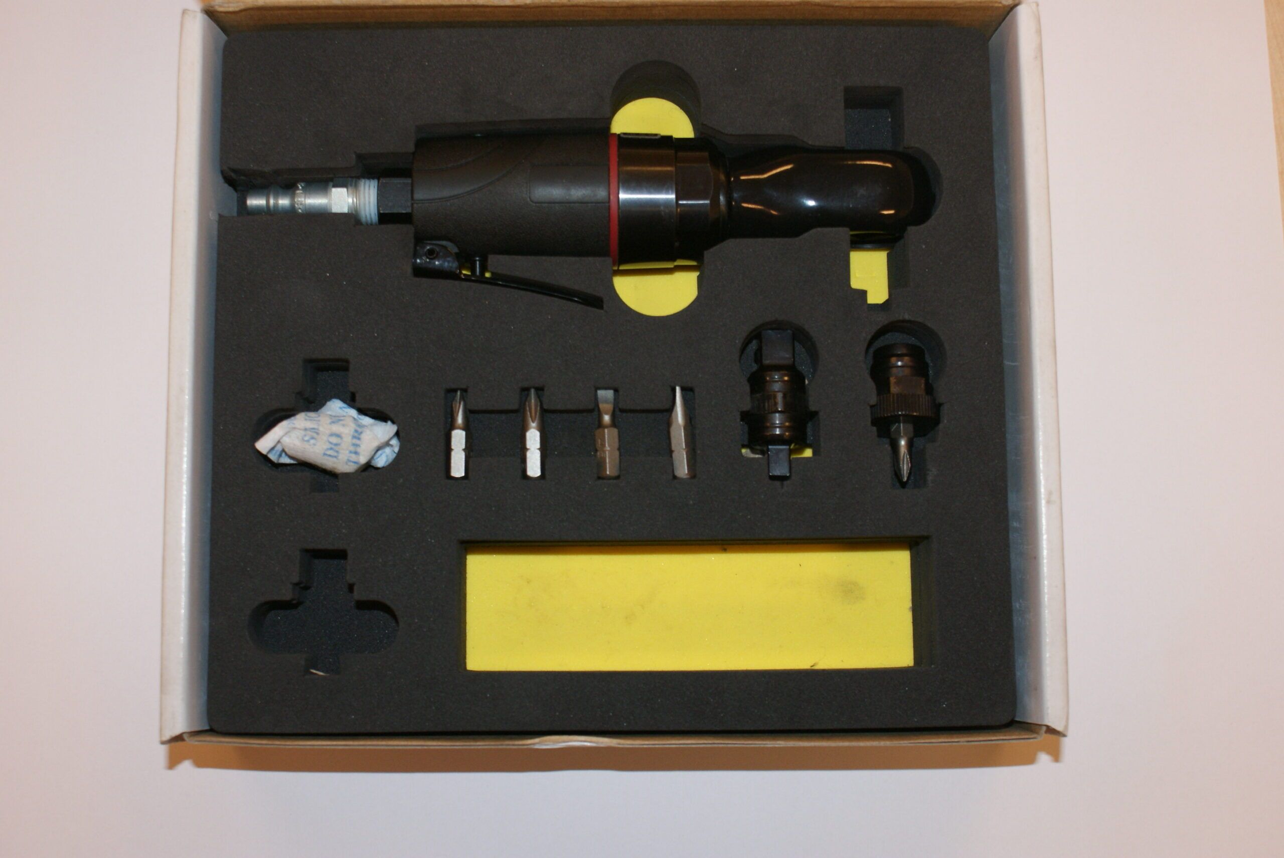 Acuro 1/4" skrallesett 7 deler 1/4" & 3/8" skrallebits
