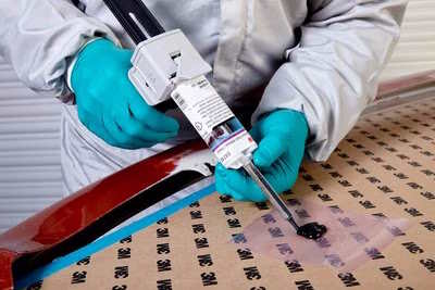 3M 4748 Reparasjonslim, Superraskt, sort, 50ml - Bilde 3